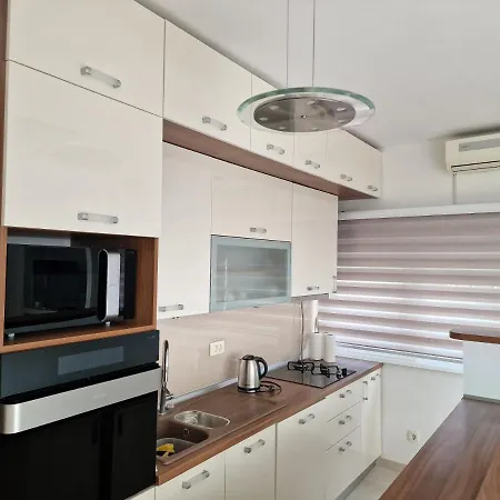 Dunja Apartamento *